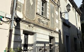 Maison Des Remparts Nichee Sous La Cite